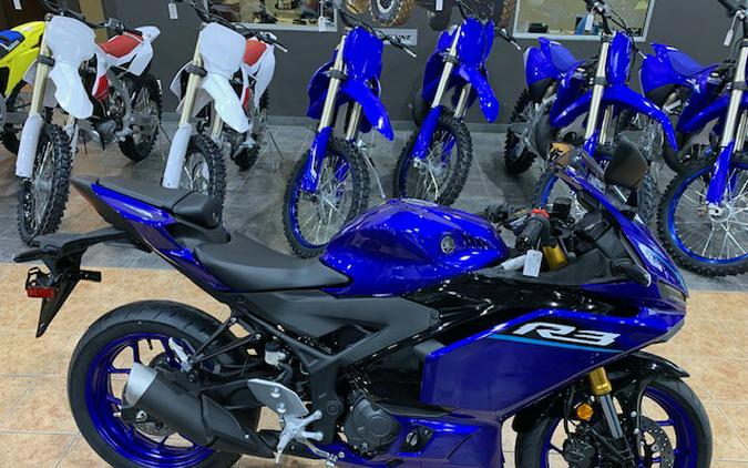 2026 YZF-R3 - Team Yamaha Blue - Yamaha