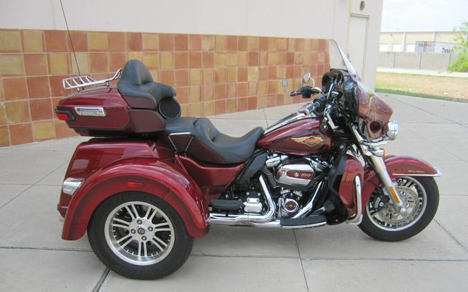 2023 Harley-Davidson Tri Glide Ultra Heirloom Red Fade