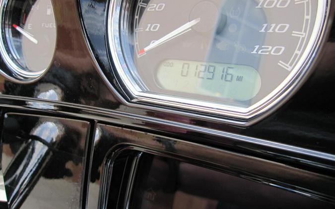 2023 Harley-Davidson Tri Glide Ultra Heirloom Red Fade