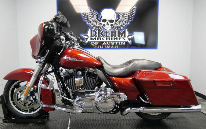 2009 Harley-Davidson® FLHX - Street Glide®