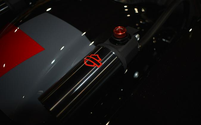 2025 Harley-Davidson® CVO™ Road Glide® ST Hot Lap