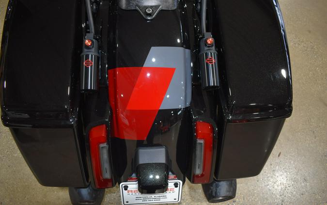 2025 Harley-Davidson® CVO™ Road Glide® ST Hot Lap