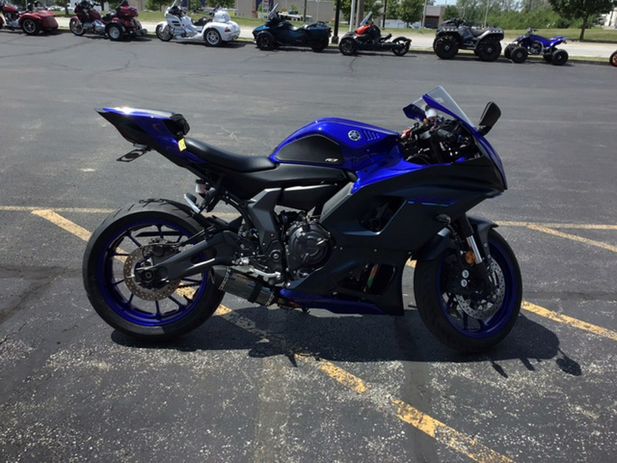 2023 Yamaha YZF R7 R7