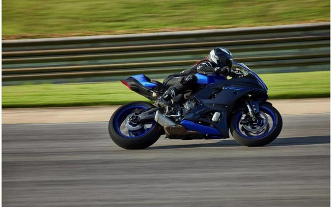 2023 Yamaha YZF R7 R7