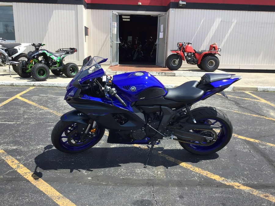 2023 Yamaha YZF R7 R7