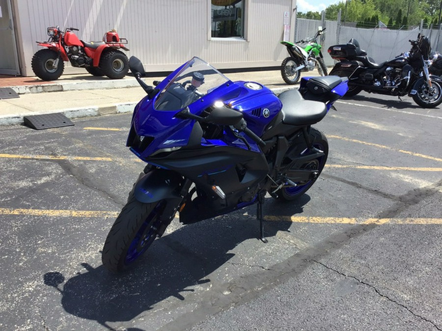 2023 Yamaha YZF R7 R7