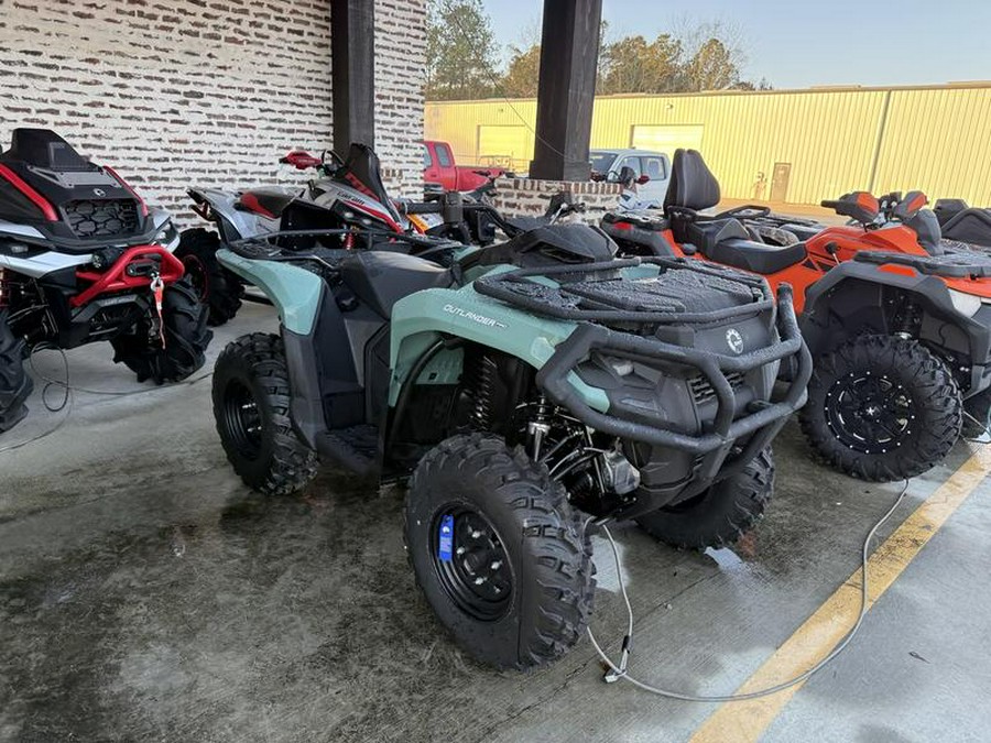 2026 Can-Am® Outlander Pro HD7