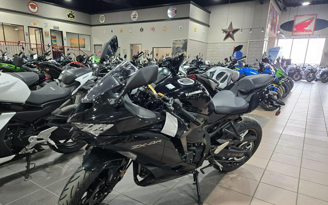 2026 KAWASAKI NINJA ZX4R ABS