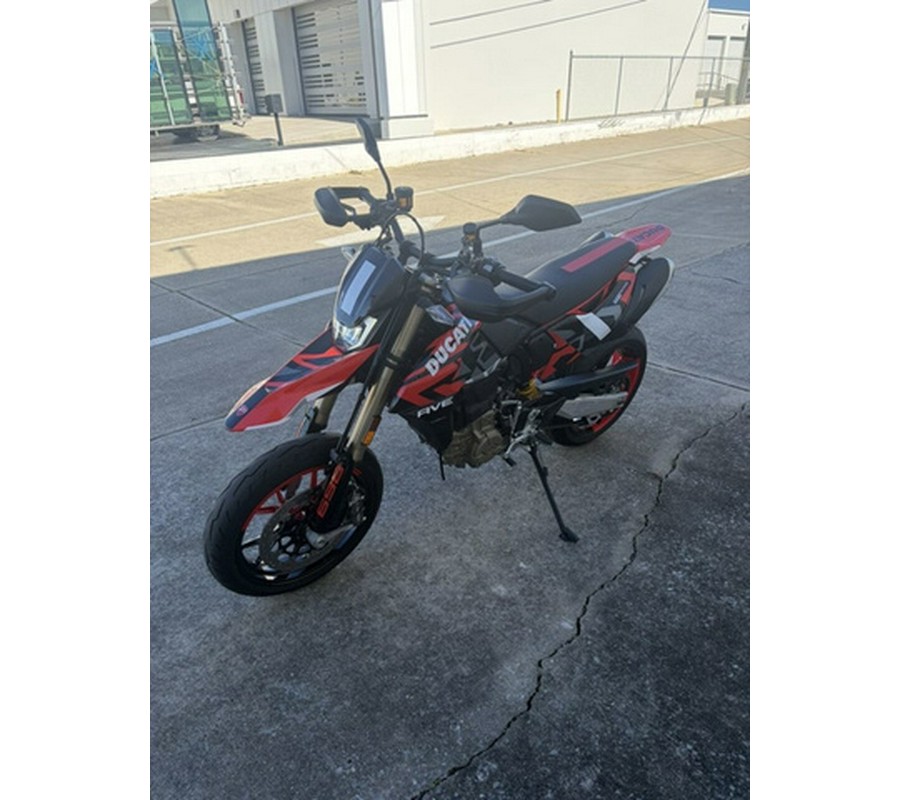 2025 Ducati Hypermotard 698 Mono RVE Graffiti