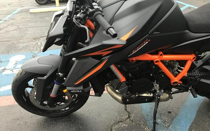 2026 KTM 1390 Super Duke R EVO