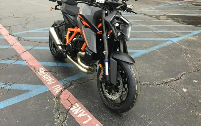 2026 KTM 1390 Super Duke R EVO
