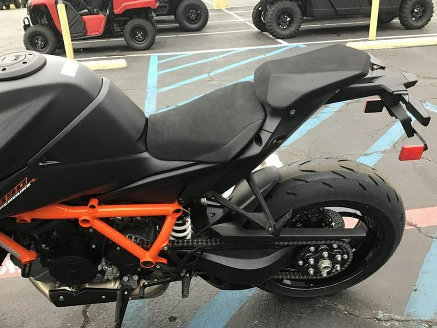 2026 KTM 1390 Super Duke R EVO