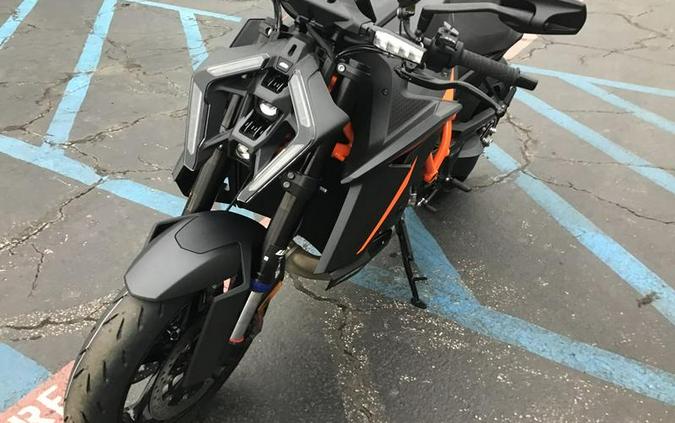 2026 KTM 1390 Super Duke R EVO