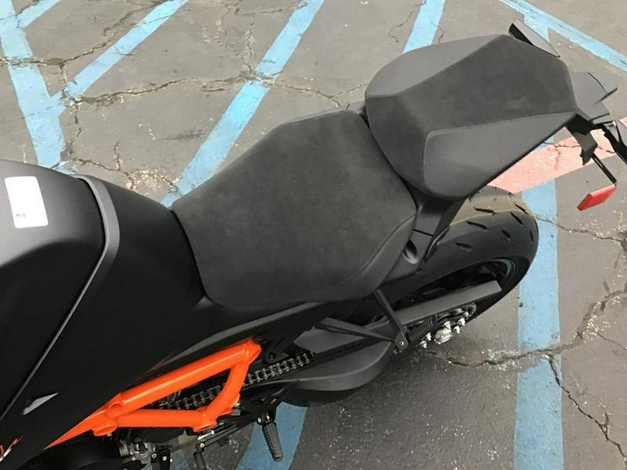 2026 KTM 1390 Super Duke R EVO