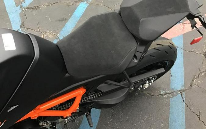 2026 KTM 1390 Super Duke R EVO
