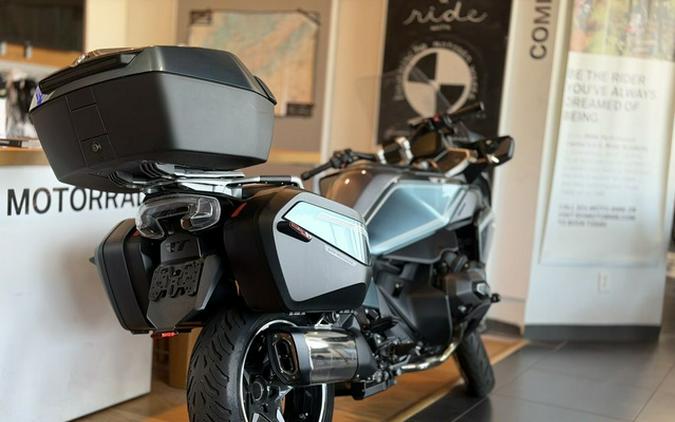 2026 BMW R 1300 RT Impulse