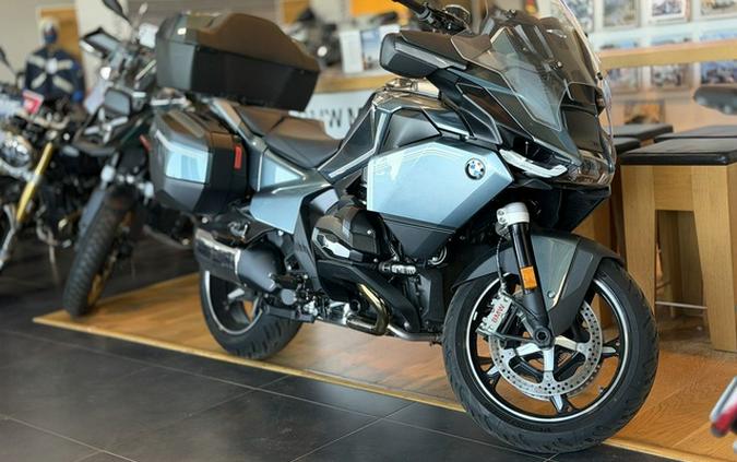 2026 BMW R 1300 RT Impulse