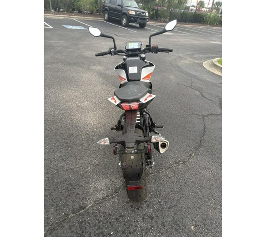 2022 KTM Duke 390