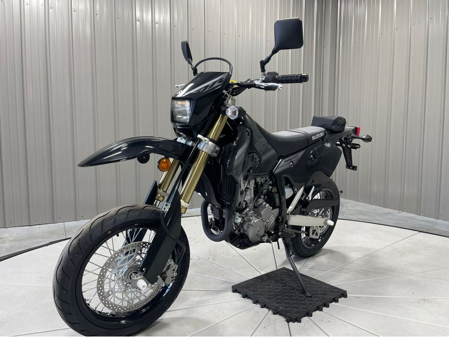 2024 Suzuki DR-Z400SM