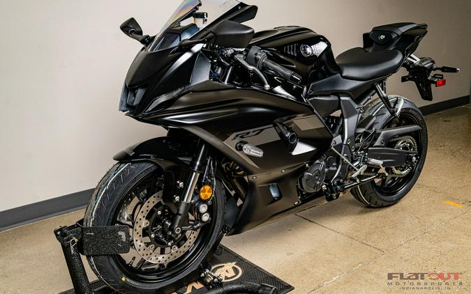 2025 Yamaha YZF-R7