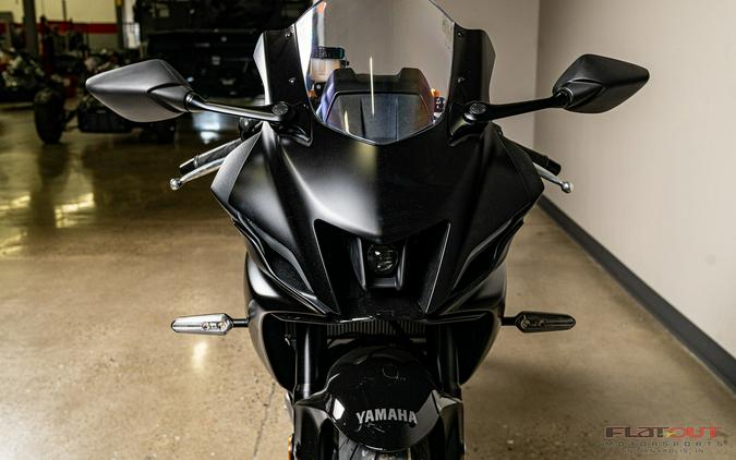 2025 Yamaha YZF-R7