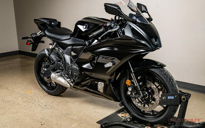 2025 Yamaha YZF-R7