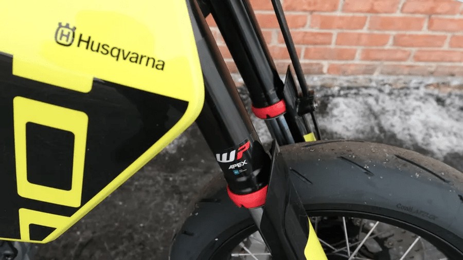 2026 Husqvarna Supermoto 701