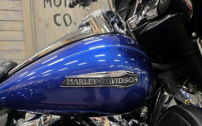 2017 Harley-Davidson Trike FLHTCUTG - Tri Glide Ultra