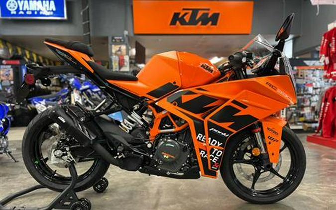 2023 KTM RC 390