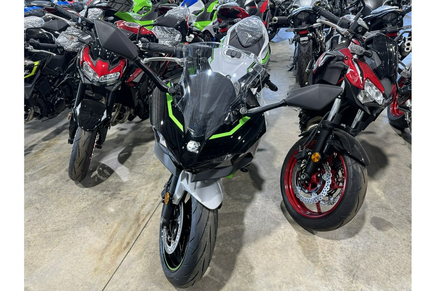 2024 Kawasaki Ninja 7 Hybrid ABS