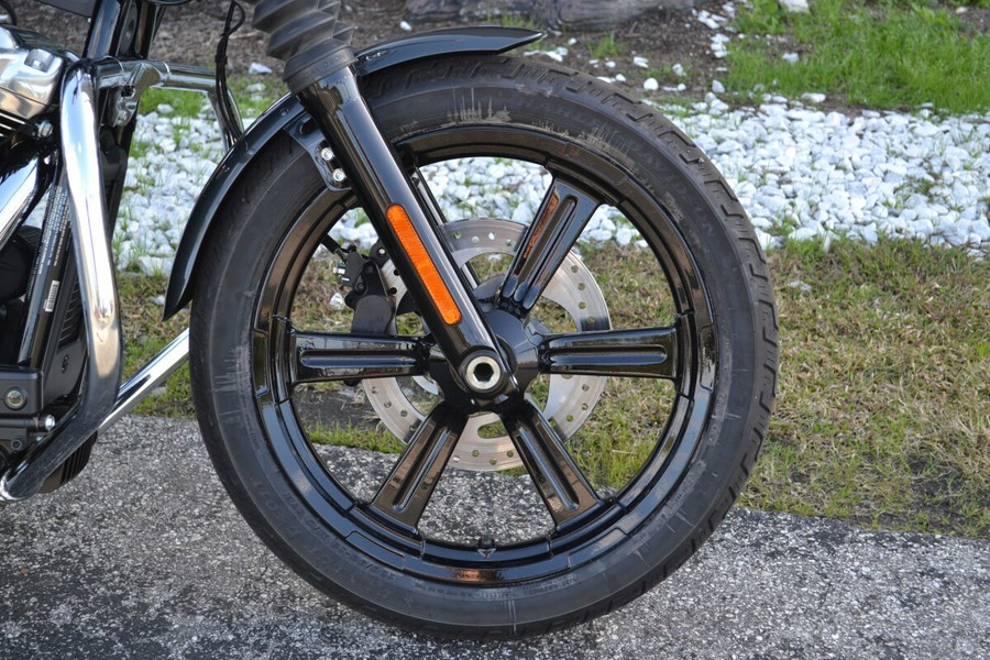 2025 Harley-Davidson® Street Bob® Iron Horse Metallic - FXBB