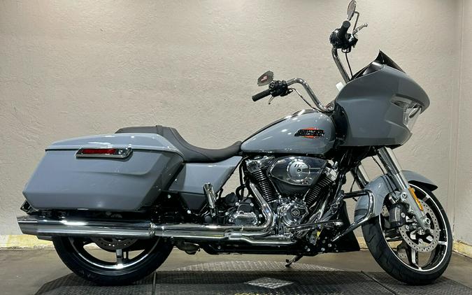 Harley-Davidson® Road Glide® 2026 FLTRX 84677621 DRK BILIARD GRY