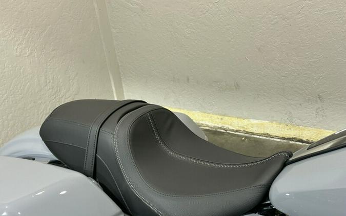 Harley-Davidson® Road Glide® 2026 FLTRX 84677621 DRK BILIARD GRY