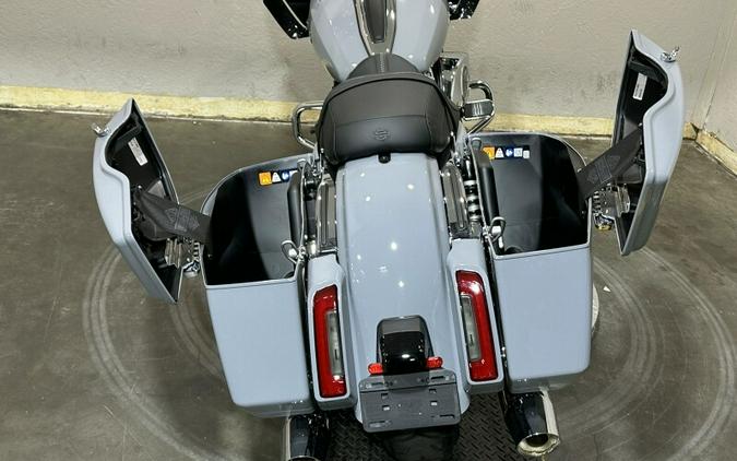 Harley-Davidson® Road Glide® 2026 FLTRX 84677621 DRK BILIARD GRY