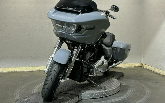 Harley-Davidson® Road Glide® 2026 FLTRX 84677621 DRK BILIARD GRY