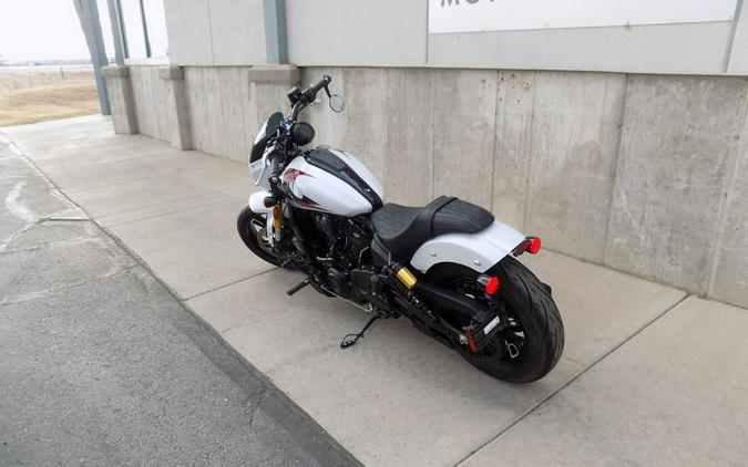 2025 Indian Motorcycle® 101 Scout® Ghost White Metallic with Graphics