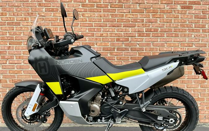 2025 Husqvarna Norden 901