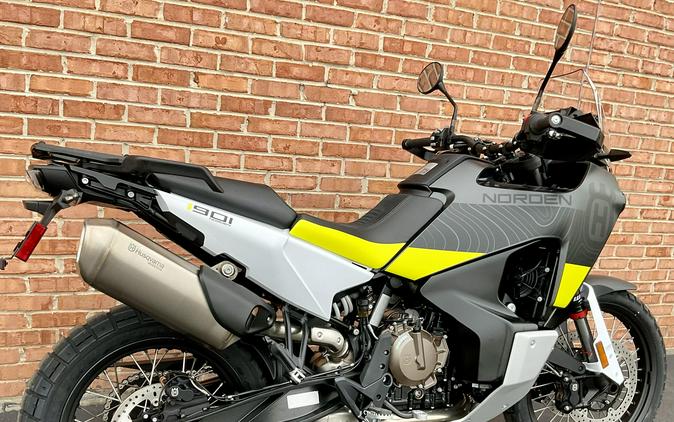 2025 Husqvarna Norden 901