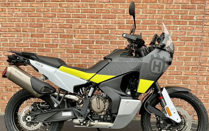 2025 Husqvarna Norden 901