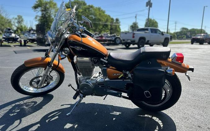 2011 Suzuki Boulevard S40