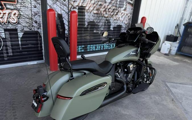 2025 Indian Motorcycle® Challenger® Dark Horse® 112 w/PowerBand Audio Moss Green Smoke