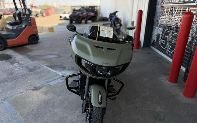2025 Indian Motorcycle® Challenger® Dark Horse® 112 w/PowerBand Audio Moss Green Smoke