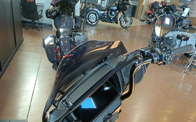 FLHX 2025 Street Glide