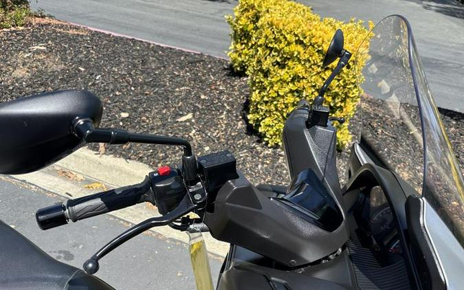 2022 Suzuki Burgman 400