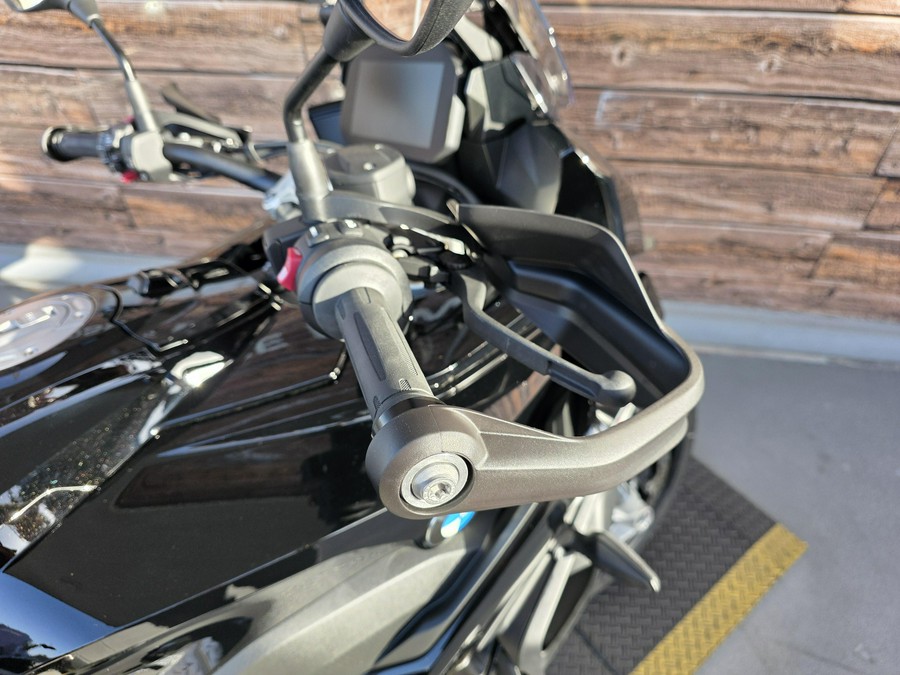 2026 BMW S 1000 XR