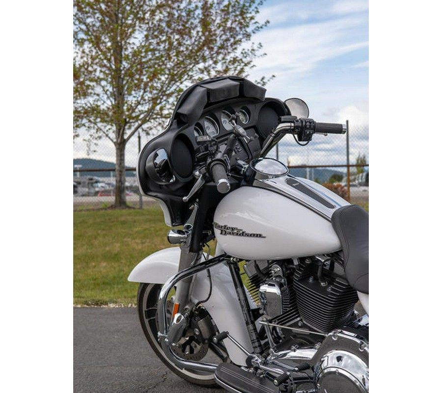 2016 Harley-Davidson® FLHX - Street Glide®