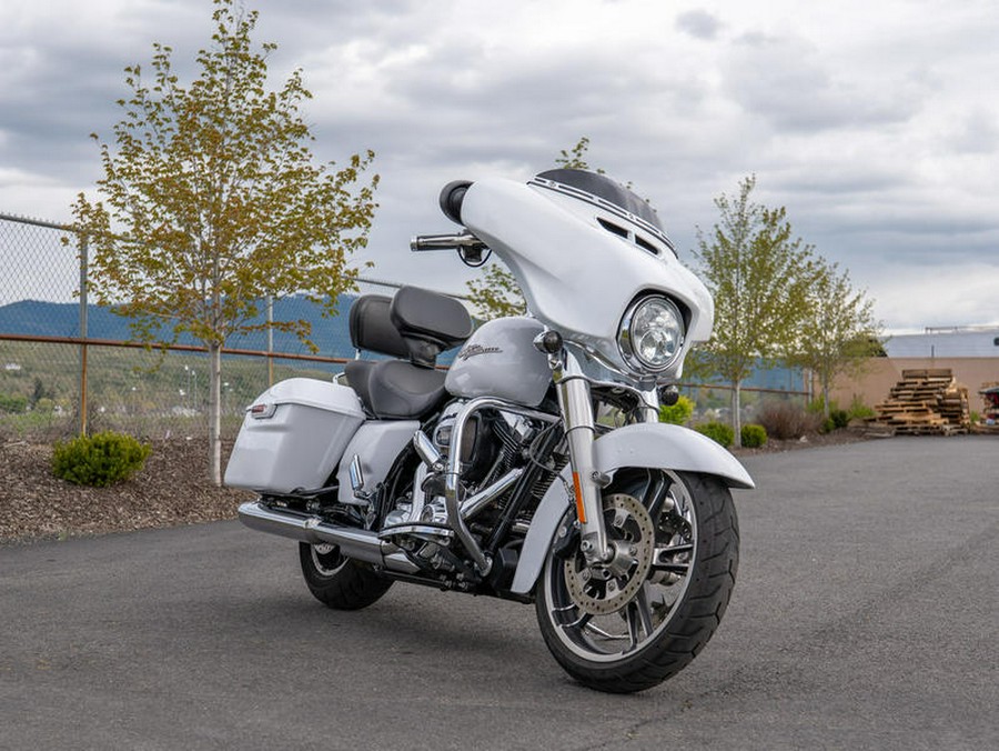 2016 Harley-Davidson® FLHX - Street Glide®