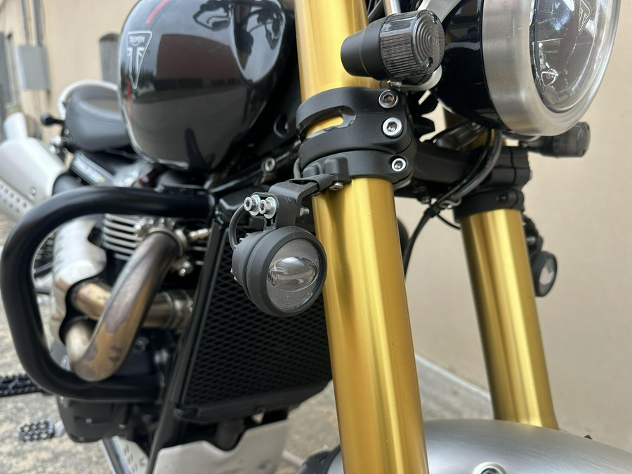 2025 Triumph Scrambler 1200 XE