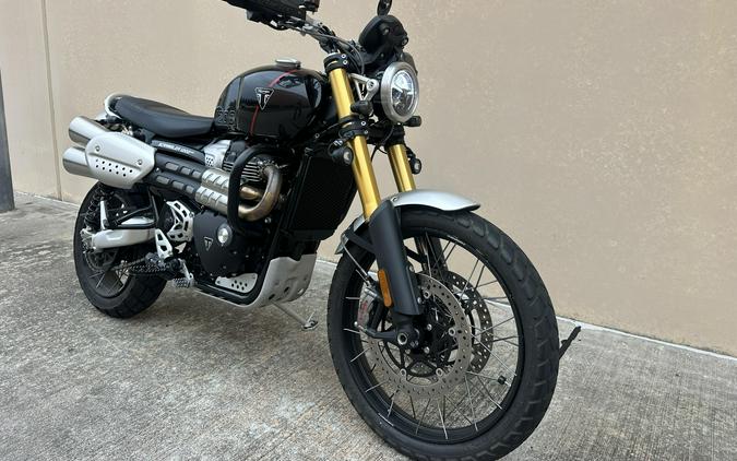 2025 Triumph Scrambler 1200 XE