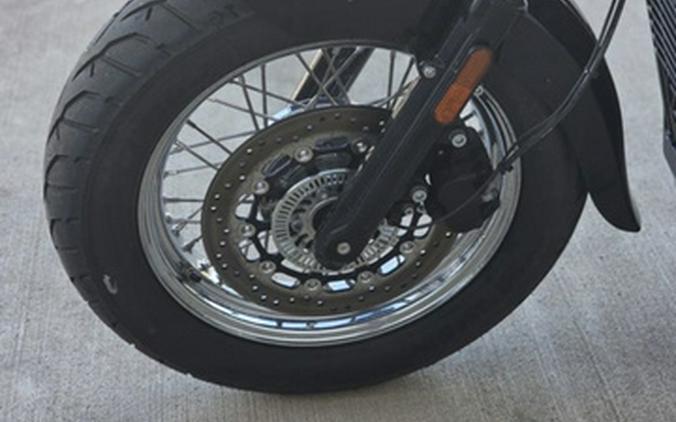 2025 Indian Scout Classic Limited +Tech Black Metallic